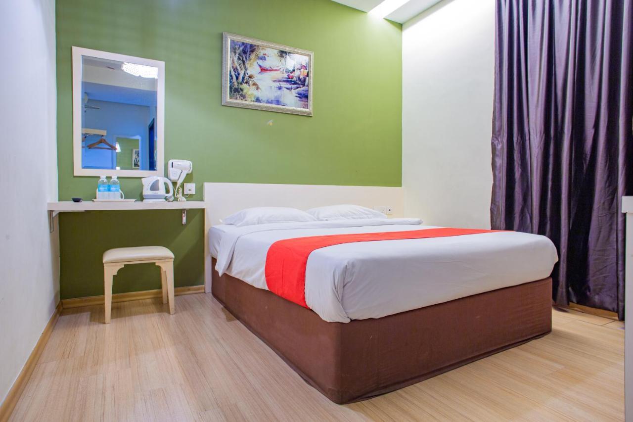 Hotel 101 Permas Jaya Johor Bahru Eksteriør billede