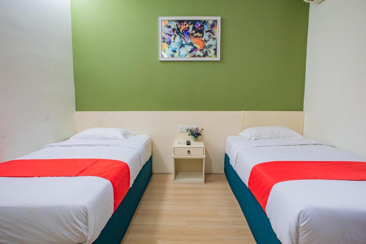 Hotel 101 Permas Jaya Johor Bahru Eksteriør billede