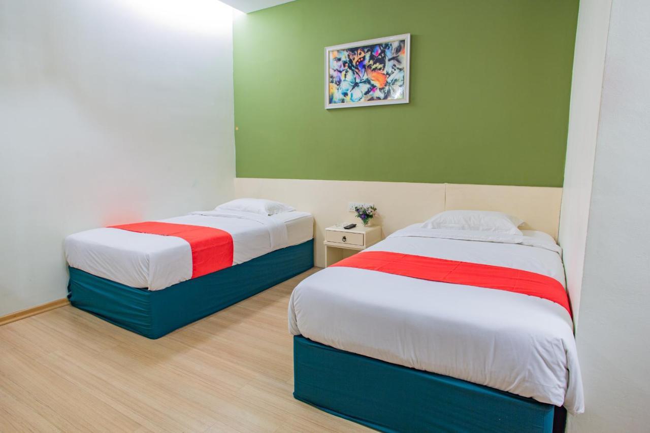 Hotel 101 Permas Jaya Johor Bahru Eksteriør billede